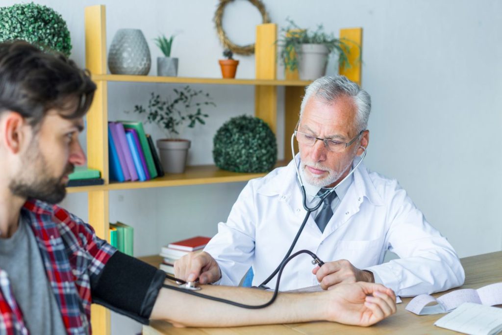 Consulta médica por posibles riesgos de deficiencia de vitamina D